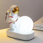 Astronaut Night Lamp