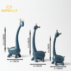 Giraffe Family Showpiece